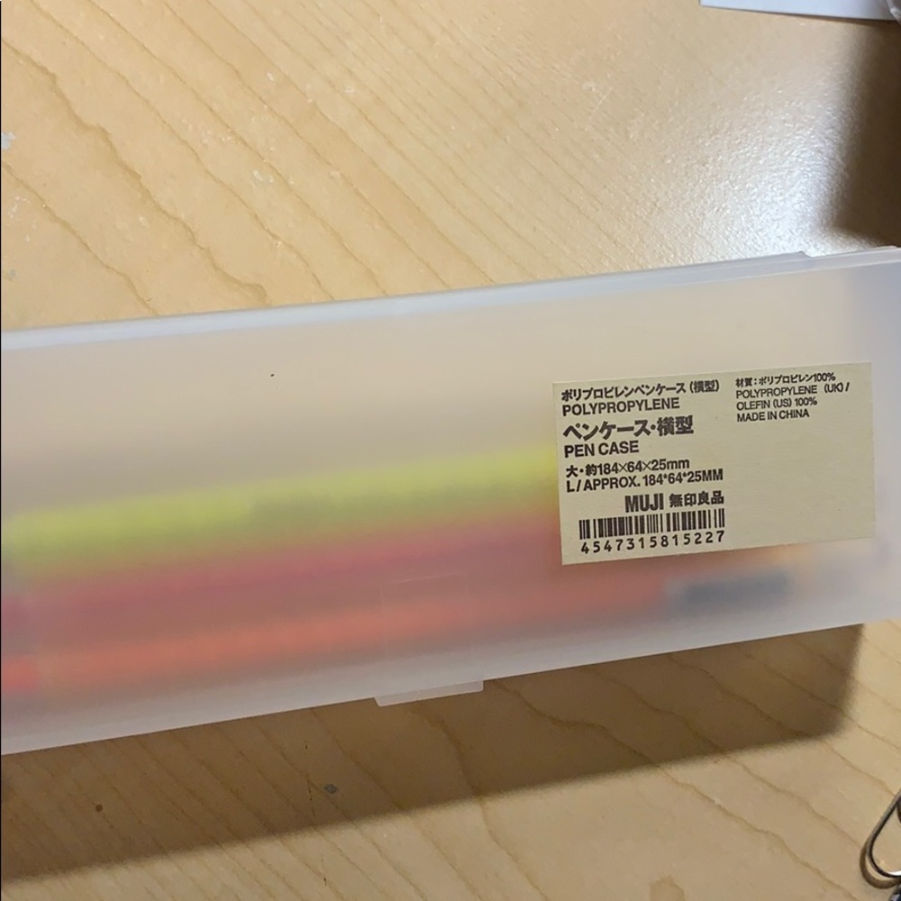 Muji pencil box + 3 highlight color crayon